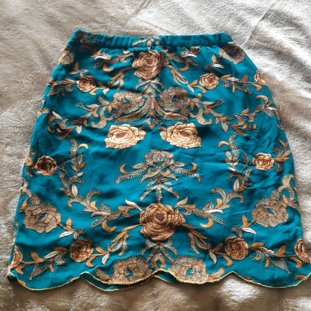 Yoana Baraschi skirt